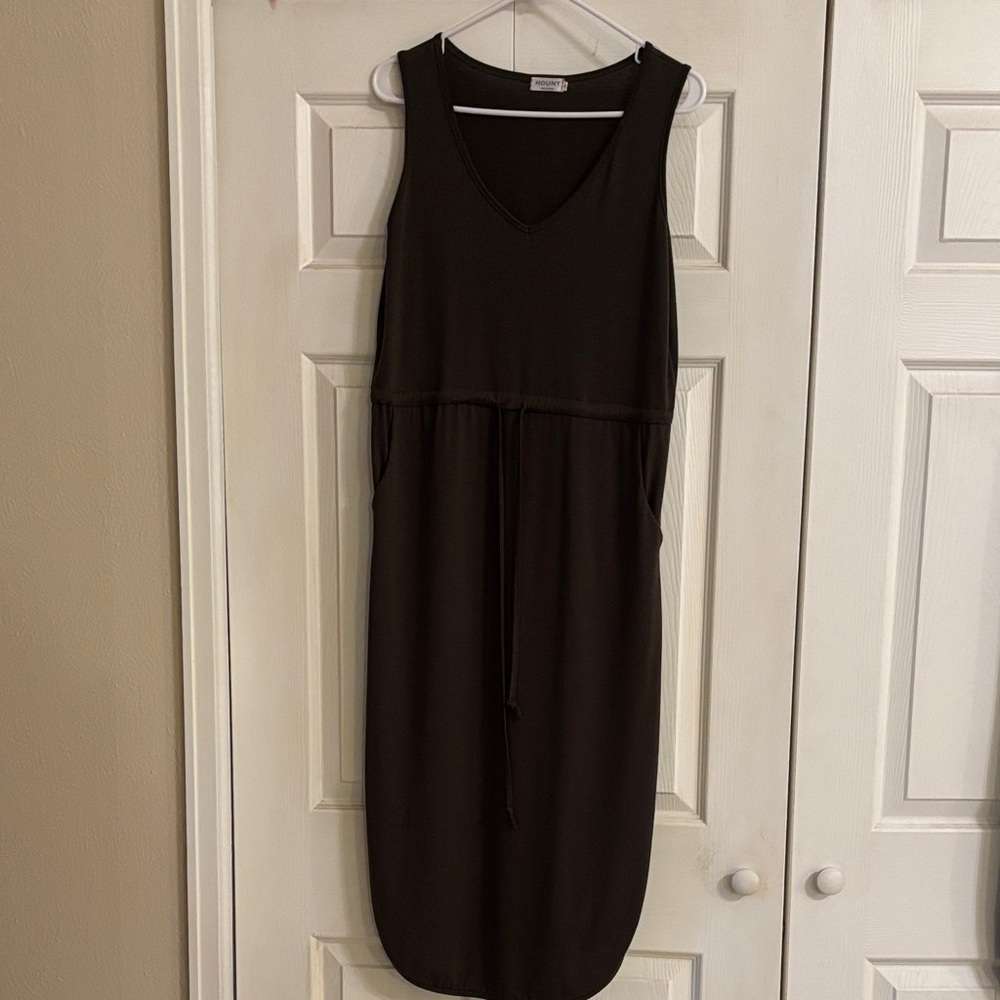 Amazon Fashion: Hunter Green Sleeveless Dress